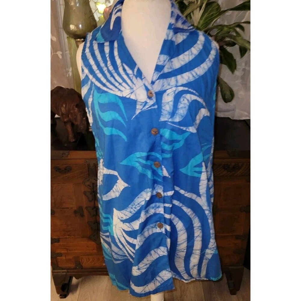 CARIBELLE BATIK Top Size Fits L / XL Blue, White Tropical Print 100% Cotton